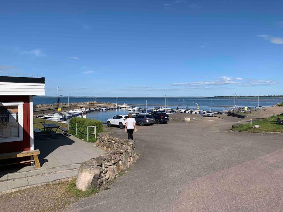 Kullahalvoen Naera Jonstorps Hamn * Jonstorp